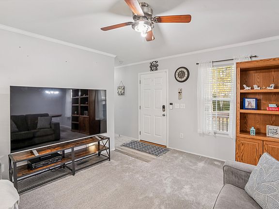 2nd image of 2101 SE Winter Park Dr
