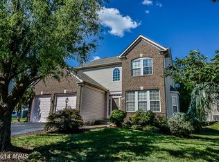 8439 Ambrose Ct, Springfield, VA 22153