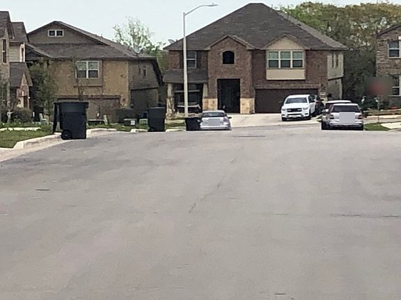 4th image of 2942 Sawmill Ln