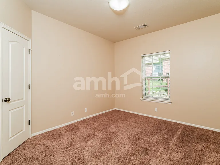2101 N 1st St — Photo 20