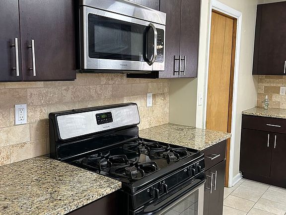 4th image of 792 Miner Rd