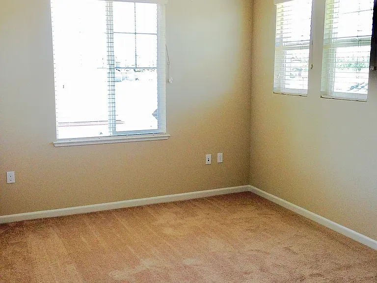 420 N Orinda Ct — Photo 17