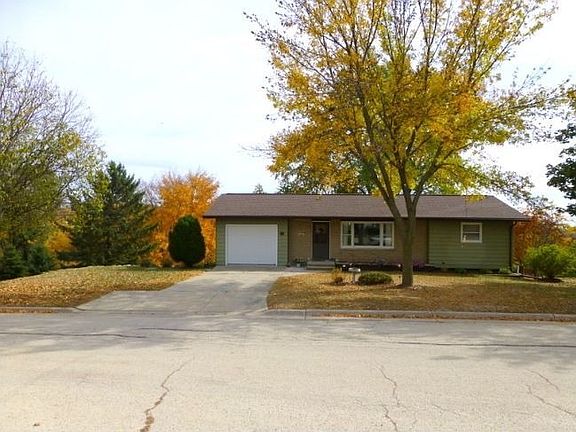 2nd image of 105 Hillcrest Ave