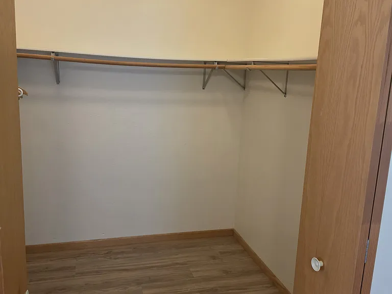 107 Kendall St — Photo 5