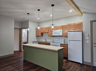 555 Eastern Ave #3, Augusta, ME 04330