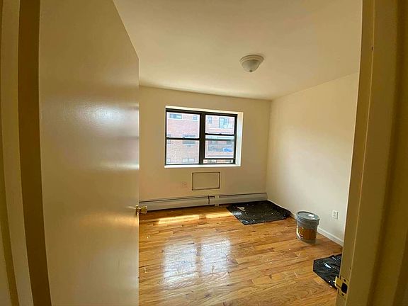 3rd image of 37-14 31st Ave #4R