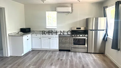 664 28th St Photo 1
