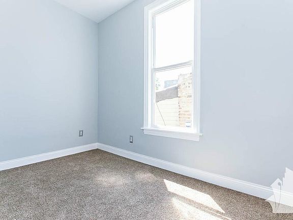 5th image of 1317 N Campbell Ave #2 L