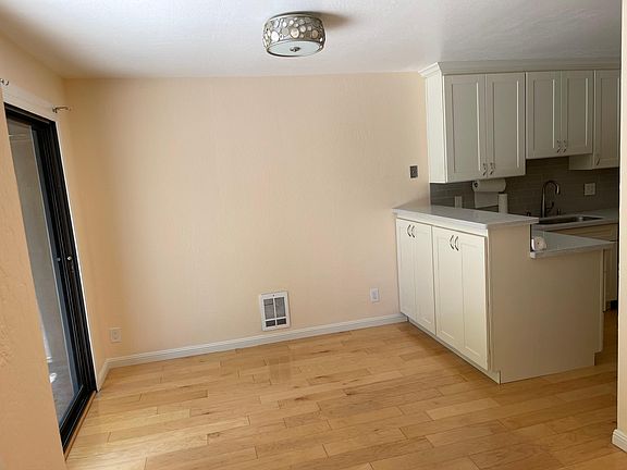 2nd image of 670 San Antonio Rd APT 39