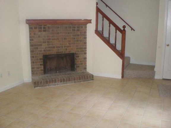 3rd image of 241 Timber Creek Ln SW