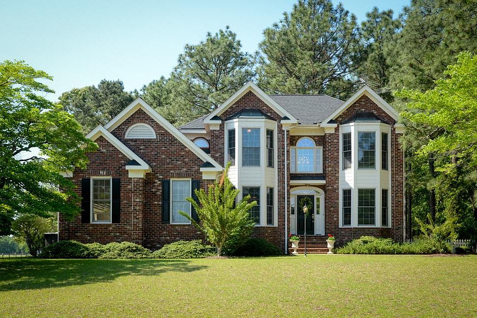 1st image of 5695 Little Lake Dr
