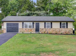 5809 Mondale Rd, Knoxville, TN 37912