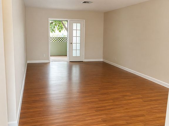 2nd image of 4315-4317 Cocoanut Rd