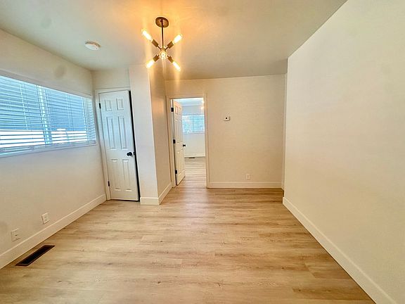 4th image of 1012 S West Temple St #1