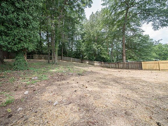 4th image of 6511 Charter Oaks Cir