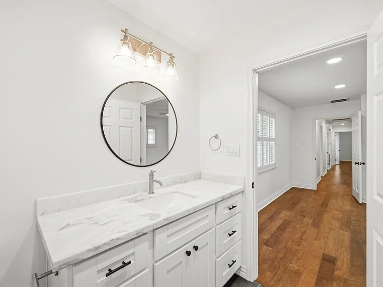 6131 Yarwell Dr — Photo 32