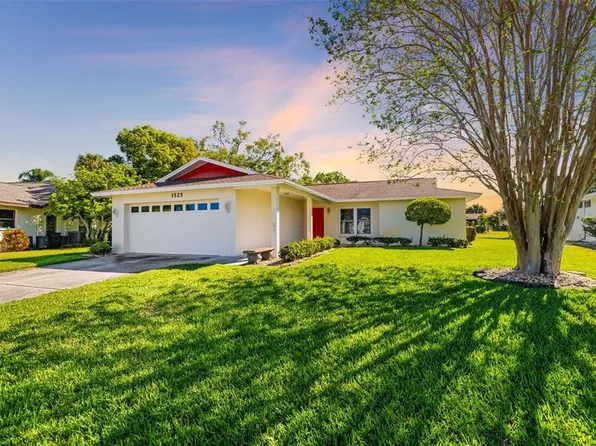 1525 Fleetwood Dr, Sarasota, FL 34232