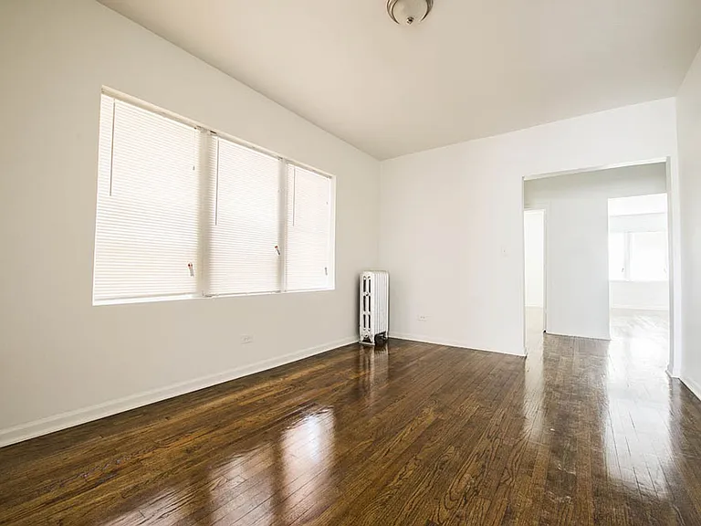 7752 S Cornell — Photo 24