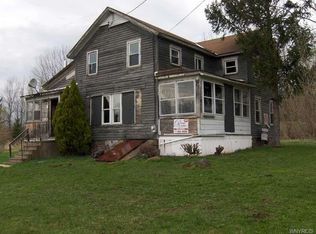 11179 Woodruff Rd, Wolcott, NY 14590