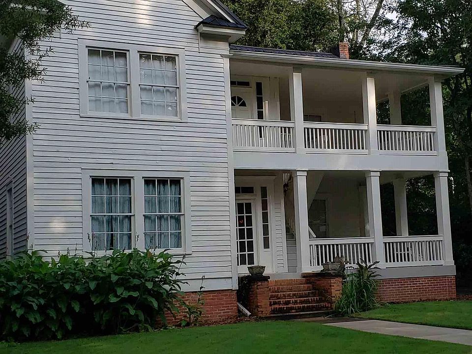 2nd image of 506 Tanner St