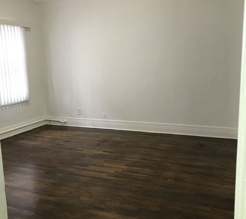 1st image of 946 S Burlington Ave APT 108