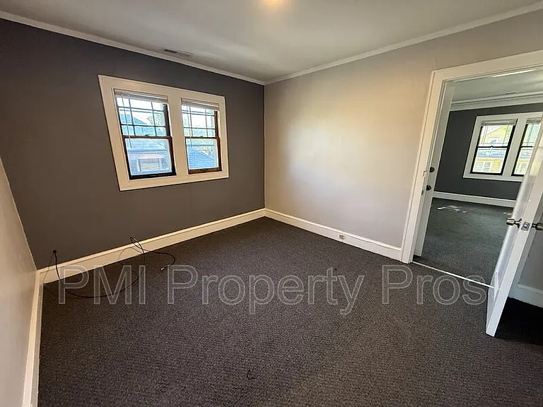 4043 N 24th Pl — Photo 8
