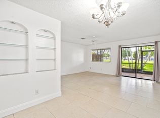 4301 Inlet Cir, Greenacres, FL 33463