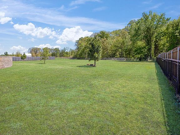 4th image of 2086 Ranchette Rd