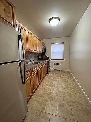 1st image of 24 Stratford Ave #2O