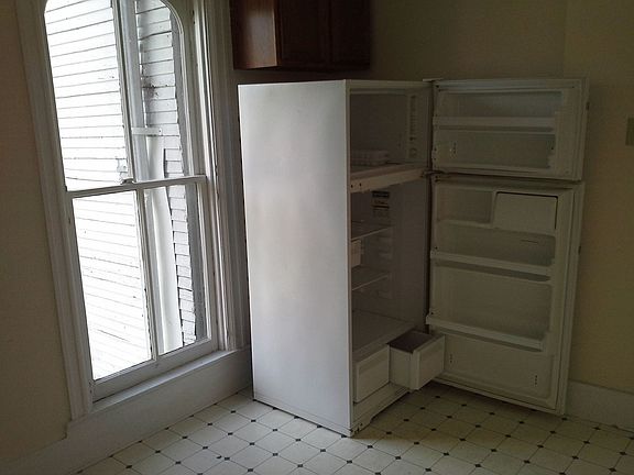 5th image of 245 W Church St APT 2B