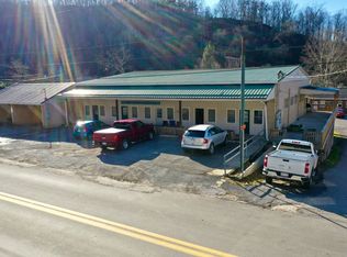 46 S Main St, Burnsville, WV 26335