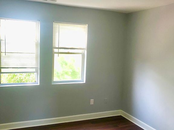 5th image of 2859 Denver St SE #11079442