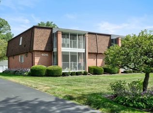4016 Fairway Dr APT 8, Fort Gratiot, MI 48059