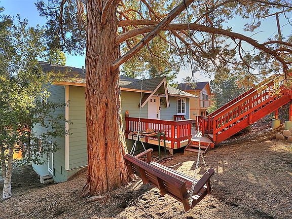 2nd image of 1052 Antelope Mountain Dr