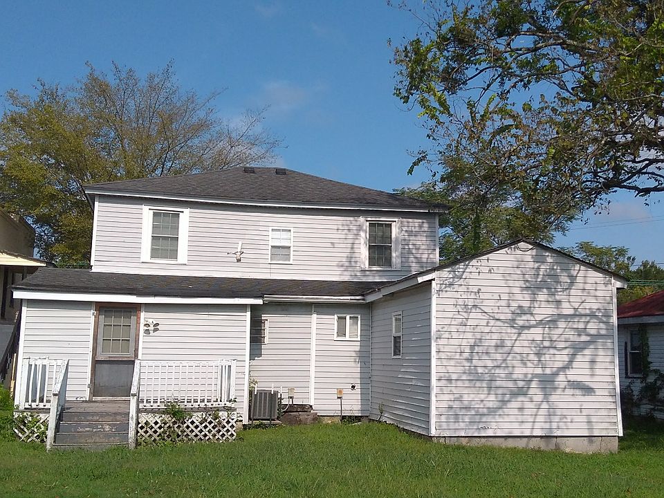 2nd image of 422 S Saratoga St