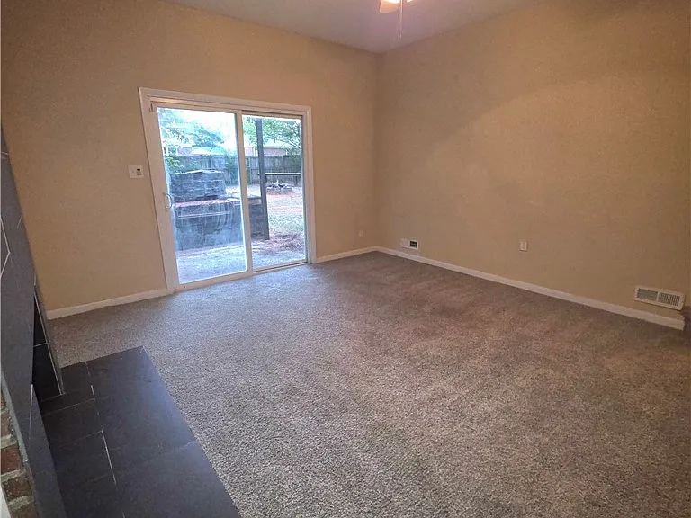 4407 Moonstone Ct — Photo 12
