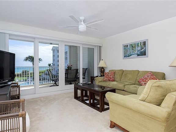 4th image of 2700 Ocean Dr APT 204
