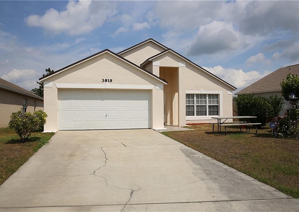 1st image of 3819 Kyle Dr