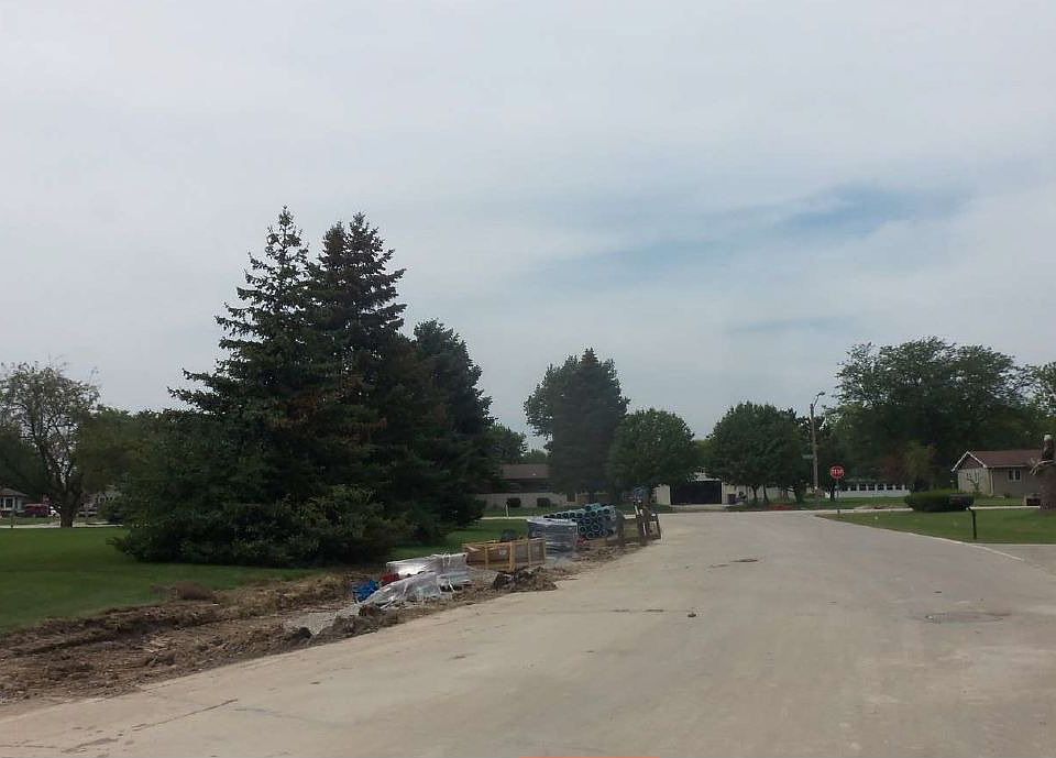 2nd image of 311 E Estates Pl