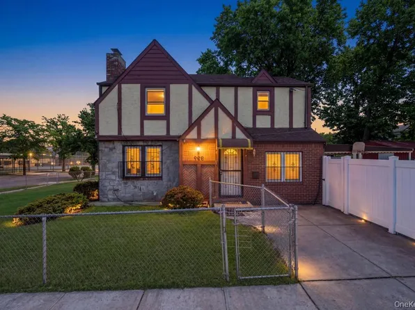 115 62 218th Street, Cambria Heights, NY 11411