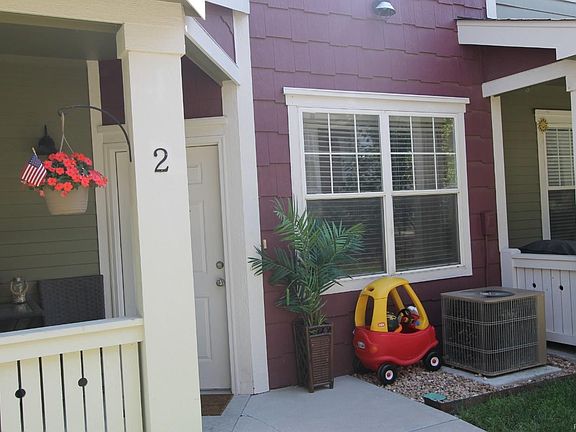 3rd image of 3331 Apple Blossom Ln Unit 2