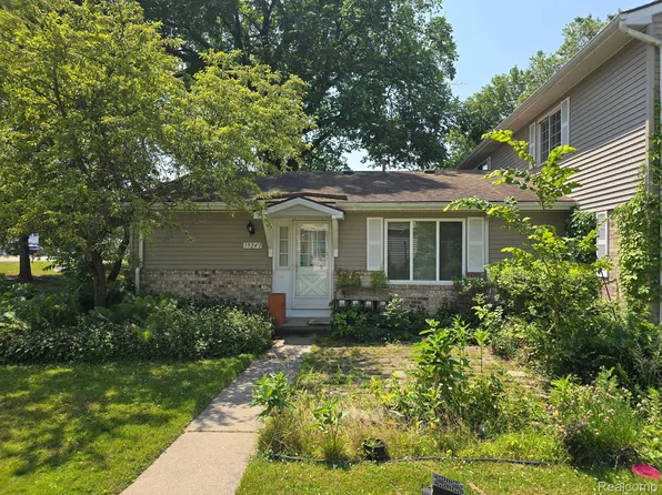 3924 Hunters Ridge Dr APT 1, Lansing, MI 48911