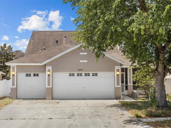 24834 Oakhaven Ct, Lutz, FL 33559