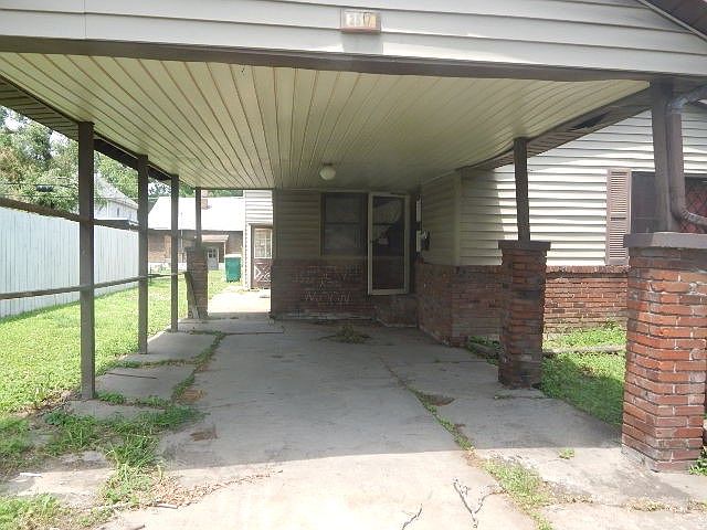 2nd image of 2517 Madison Ave