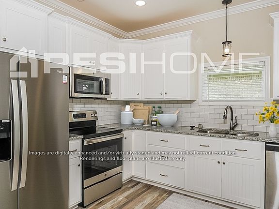 3rd image of 15735 Landview Ln