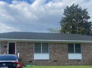 501 Presbyterian St, Mullins, SC 29571