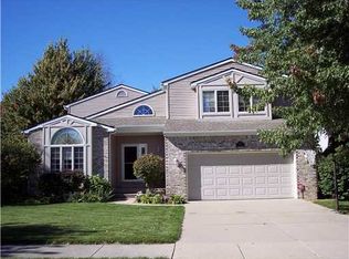 5927 Buttonwood Dr, Haslett, MI 48840