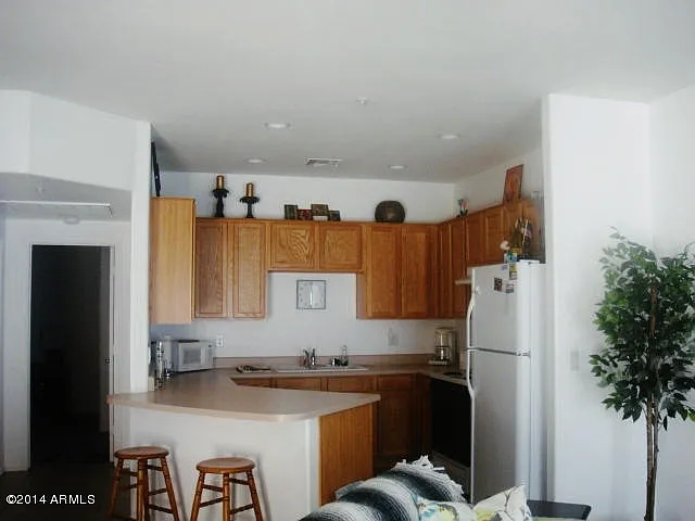 8800 N 107th Ave #10 — Photo 5