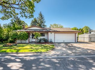 1537 S Dogwood St, Cornelius, OR 97113