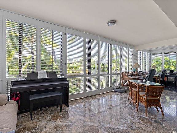 2nd image of 4999 Kahala Ave APT 422